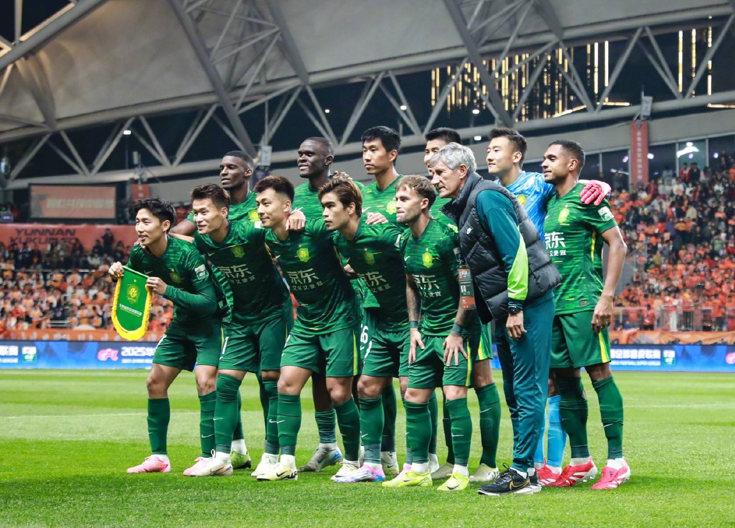 遭受伤病困 遭受伤病困