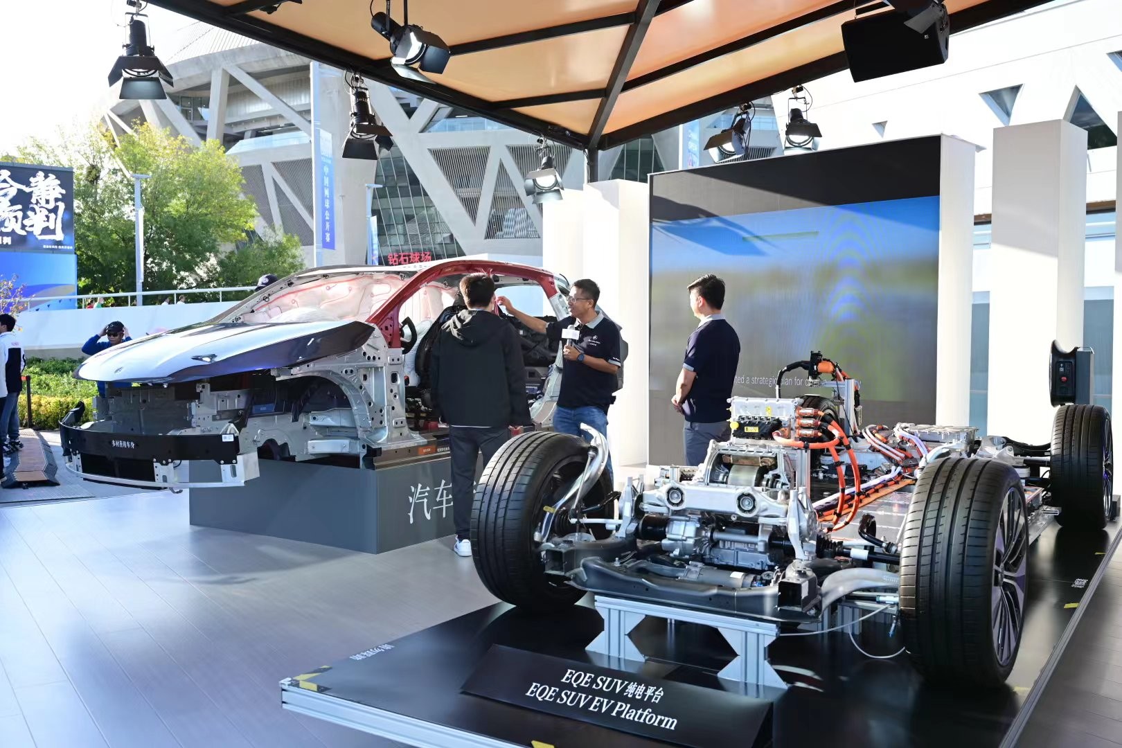 更是与不同 更是与不同